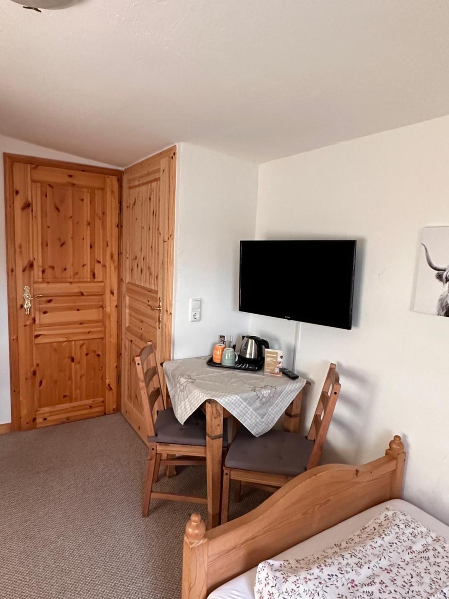 Landhaus Tannenhof Lind  Room photo