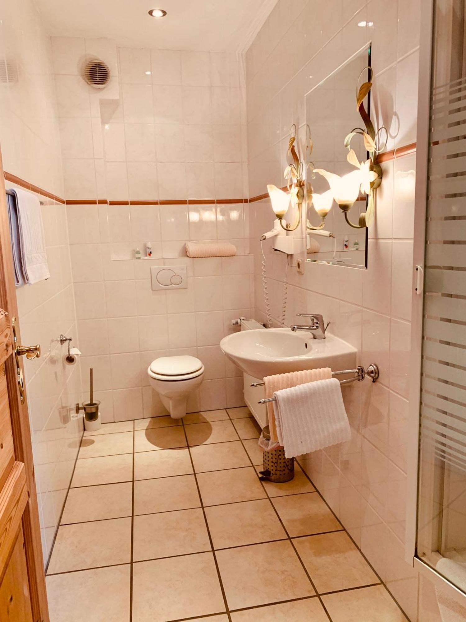 Landhaus Tannenhof Lind  Room photo